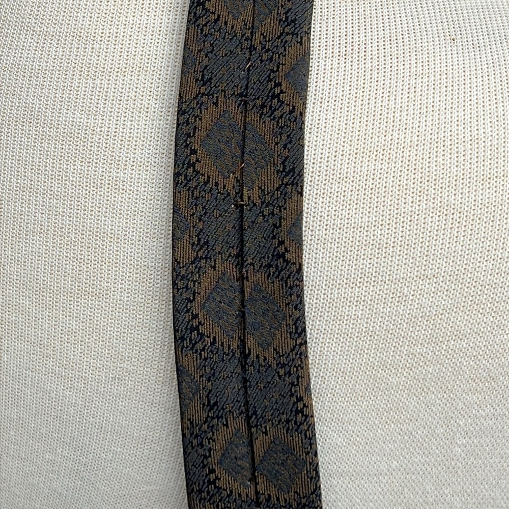 CLASSIC FENDI ROMA TIE - Picture 5 of 6